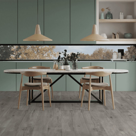 Dlažba imitácia dreva ANTIQUA GRIGIO v kuchyni